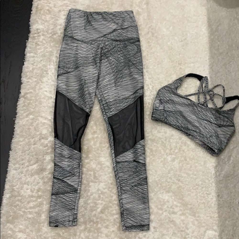 Onzie Midi legging